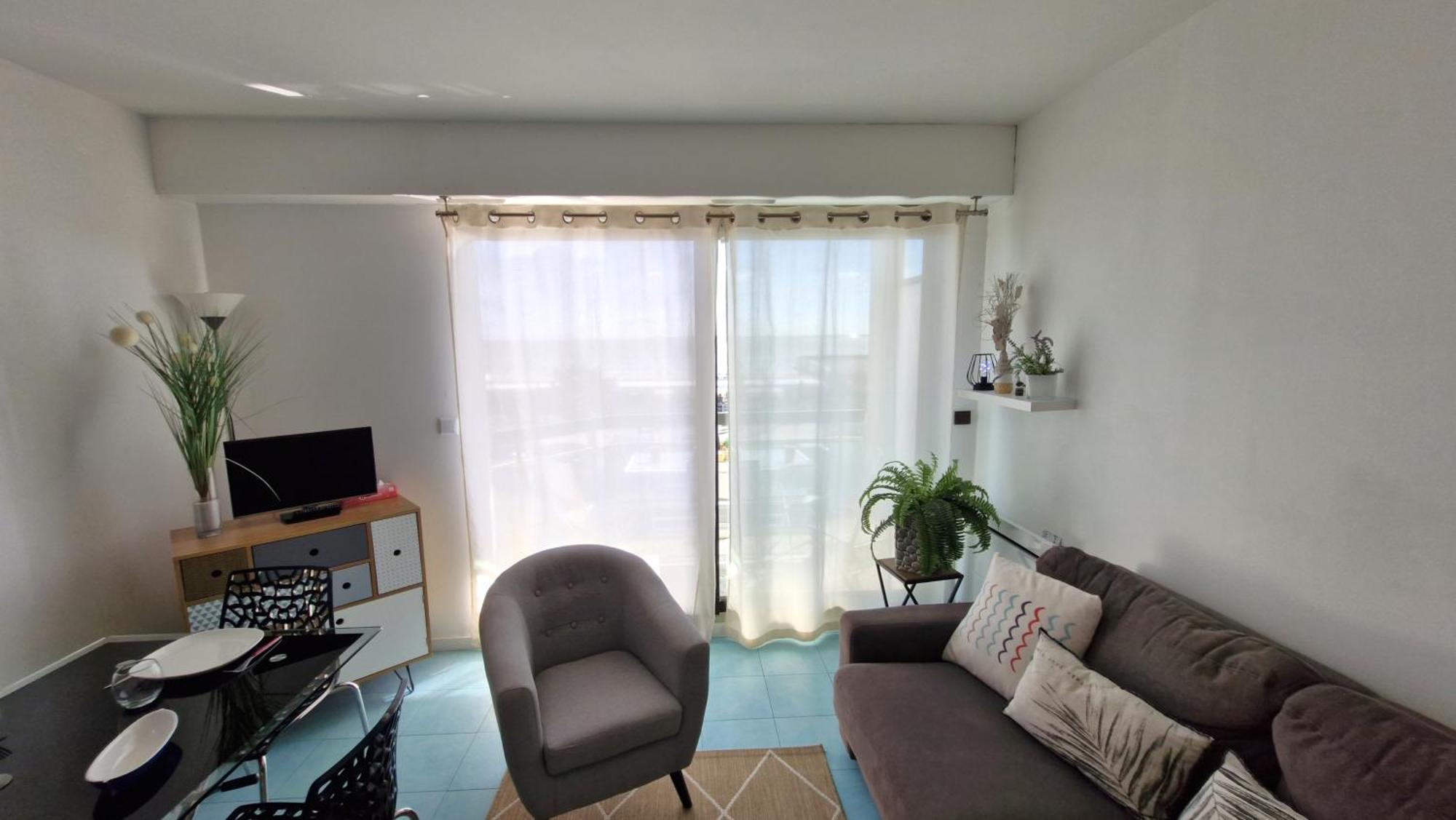 Saint Georges De Didonne - Pleine Vue Mer Pour Ce Studio Cabine Face A La Plage Exterior photo